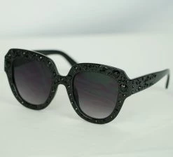 Die With Your Boots On Heart Studs Sunglasses