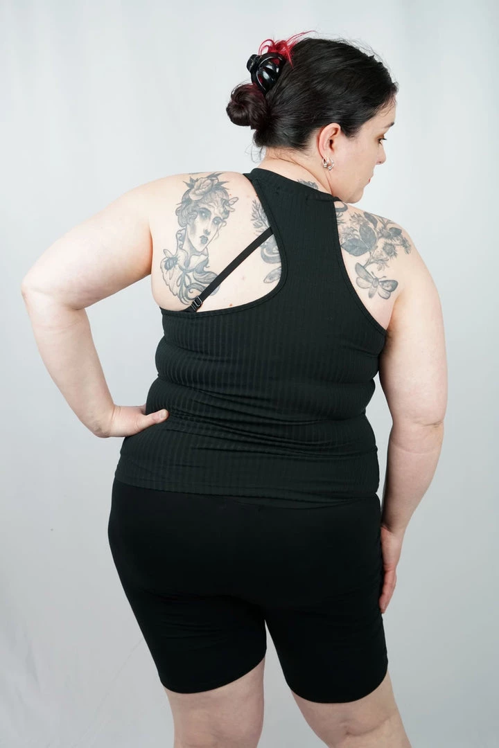 BOTTOMS RESTOCKED! Fonda Biker Shorts - FOXBLOOD 7 BOTTOMS RESTOCKED! Fonda Biker Shorts - FOXBLOOD