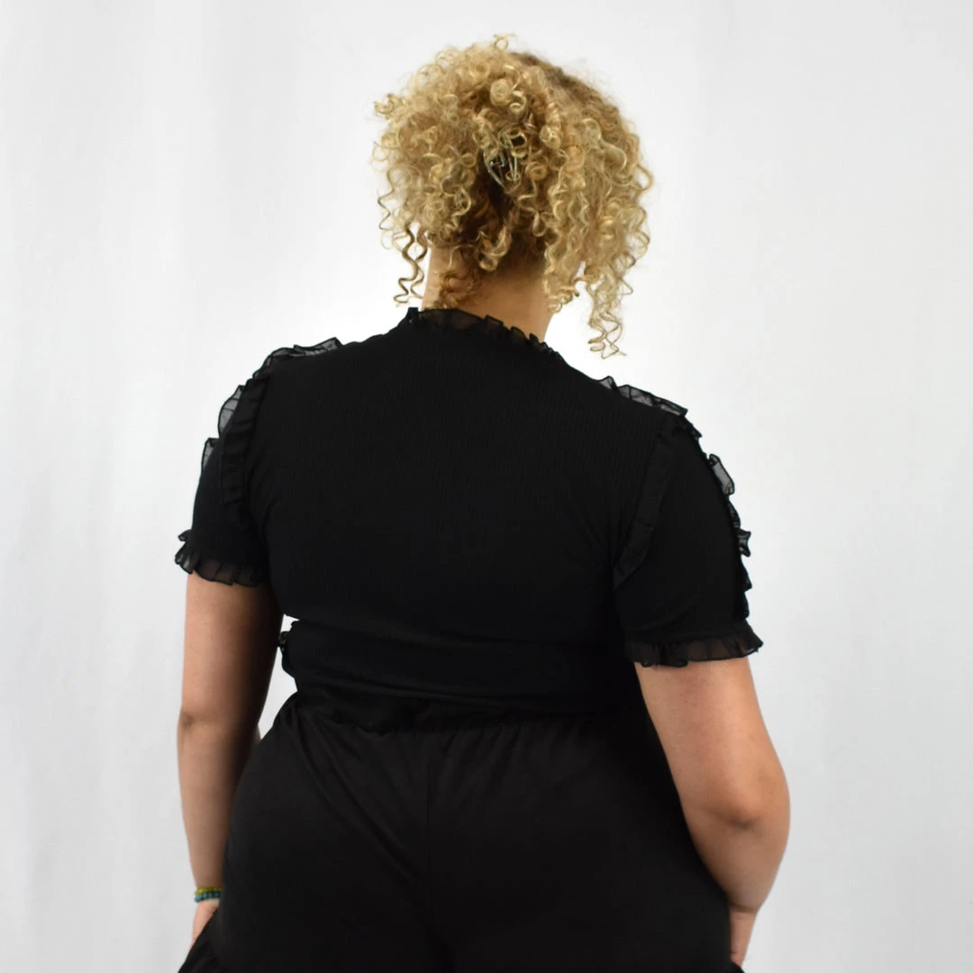 The Ruffle Edge Top LOVEFOOL 6 The Ruffle Edge Top LOVEFOOL