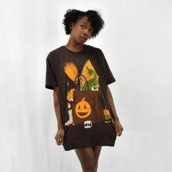 UNISEX SHIRTS Trick Or Treat T-Shirt SEVENTH INK