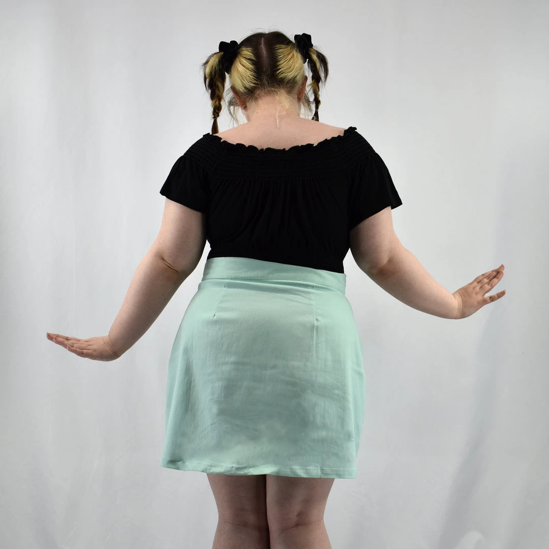 Unique Vintage NEWEST ITEMS Hello Kitty Apple A Day Mini Skirt (ALMOST GONE!) 6 Unique Vintage NEWEST ITEMS Hello Kitty Apple A Day Mini Skirt (ALMOST GONE!)