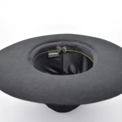 Olive & Pique HATS & HAIR ACCESSORIES Whistler Hard Brim Wool Hat