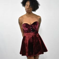 Daisy Corsets Celestial Booty Velvet Mini Skirt (Burgundy)