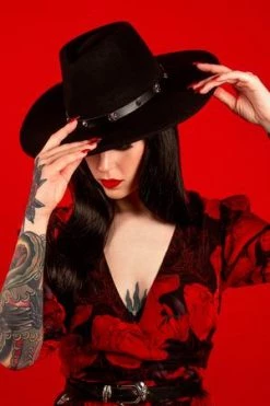 Katakomb Clothing KATAKOMB Cross Hat Belt HATS & HAIR ACCESSORIES