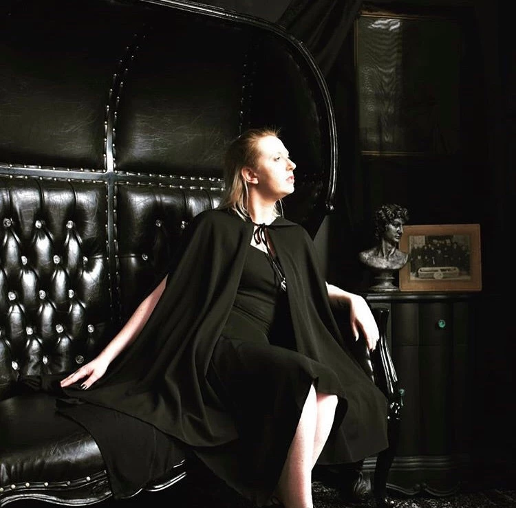 Sanderson Sisters Hooded Cape FOXBLOOD PLUS SIZE 1X-6X SELECTIONS 6 Sanderson Sisters Hooded Cape FOXBLOOD PLUS SIZE 1X-6X SELECTIONS