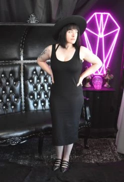 CLEARANCE (Final Sale) Posh Slimming Little Black Dress FOXBLOOD