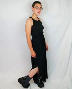 Sweet Lovely NEWEST ITEMS RESTOCKED! On Holiday Round Hem Skirt (ALL BLACK)